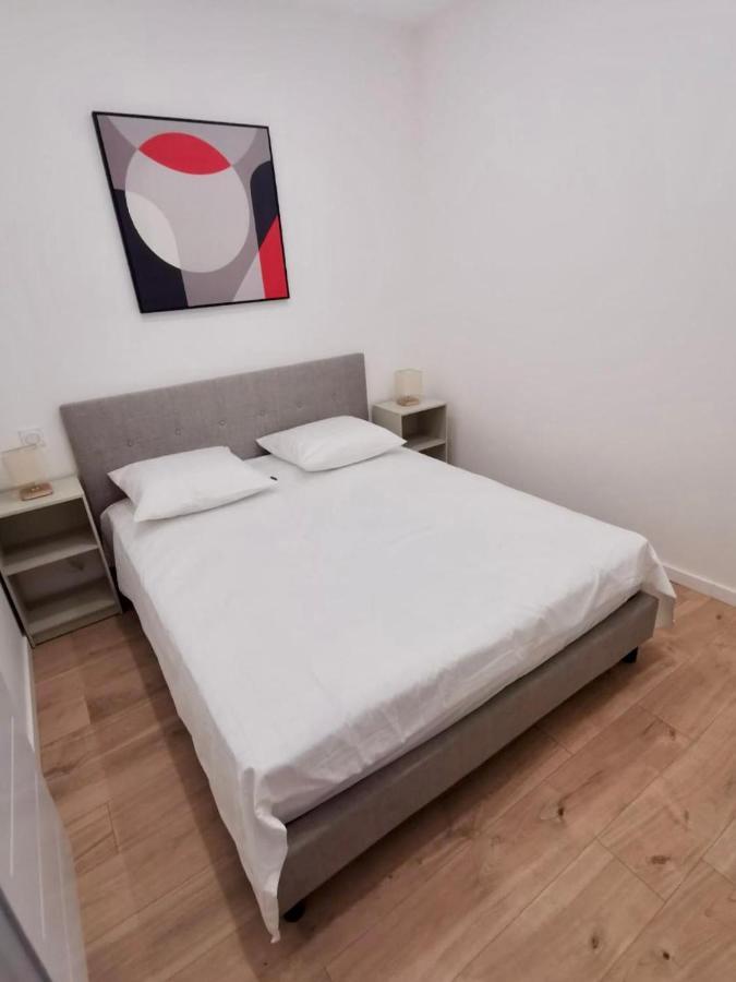 Appartement 75 M2 Au Coeur Du Sud Ouest Villeneuve-sur-Lot Exterior photo